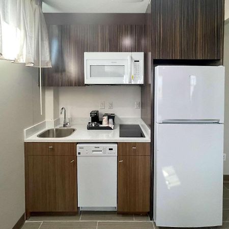 Mainstay Suites New York Exteriör bild