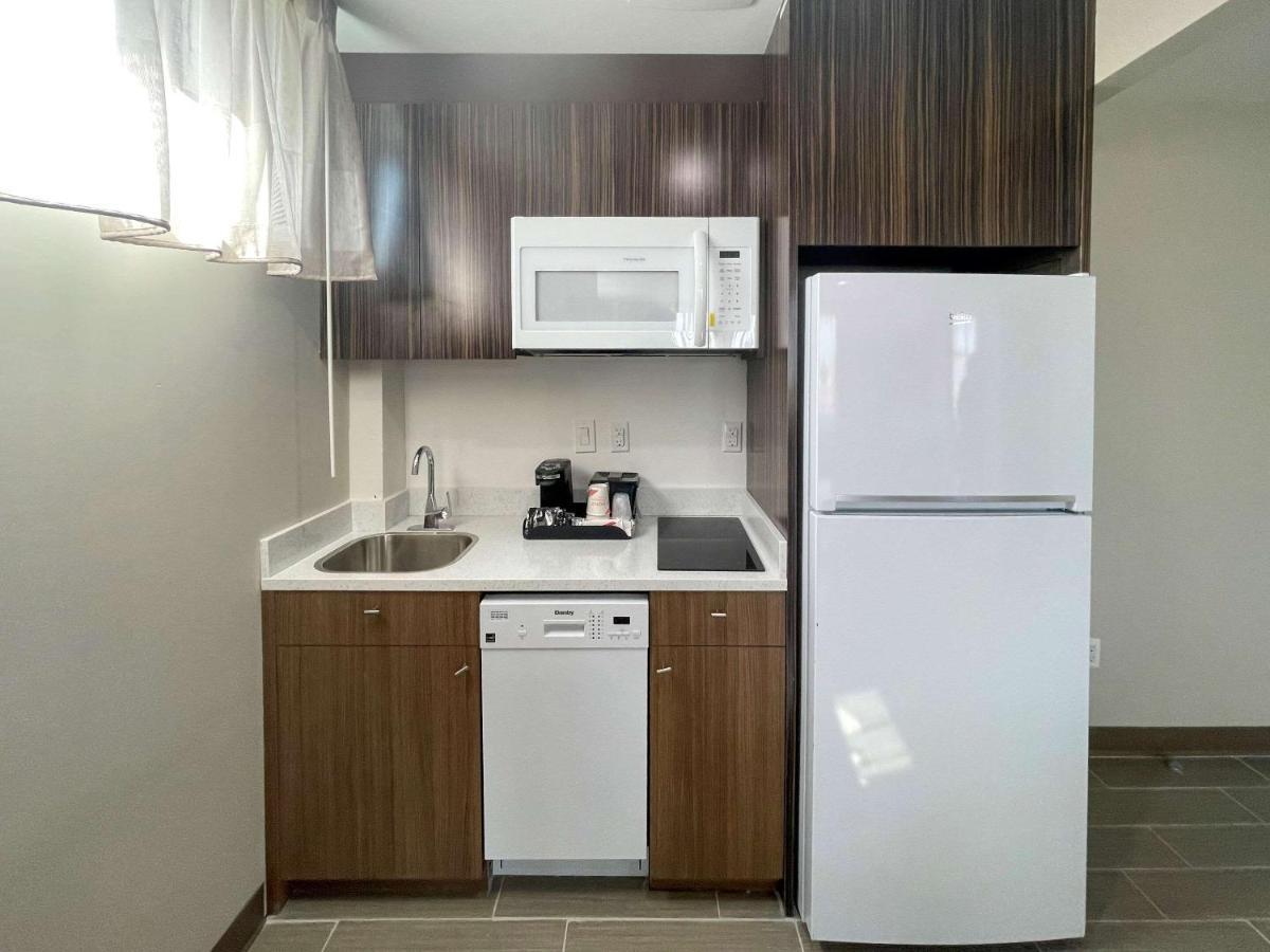 Mainstay Suites New York Exteriör bild