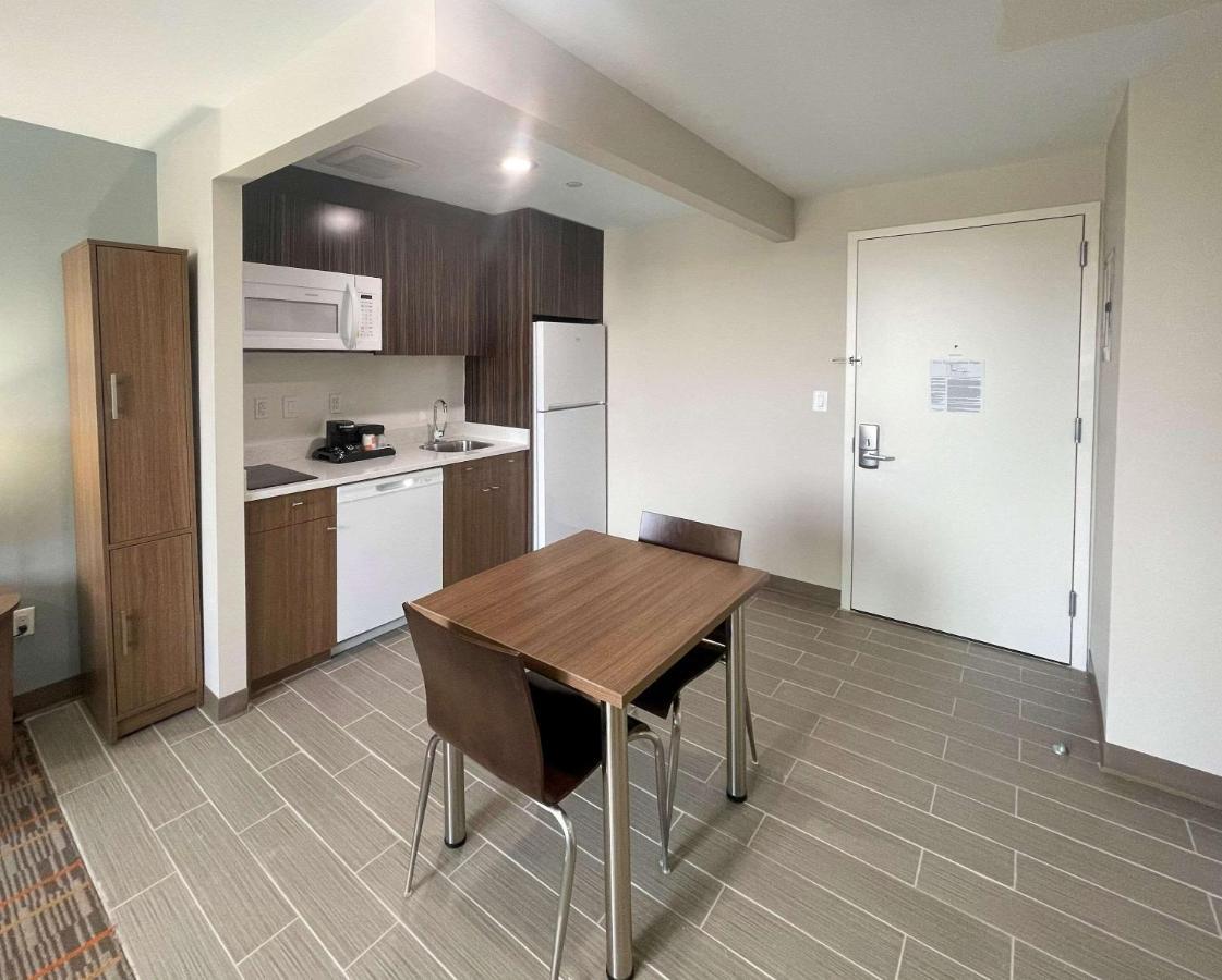 Mainstay Suites New York Exteriör bild